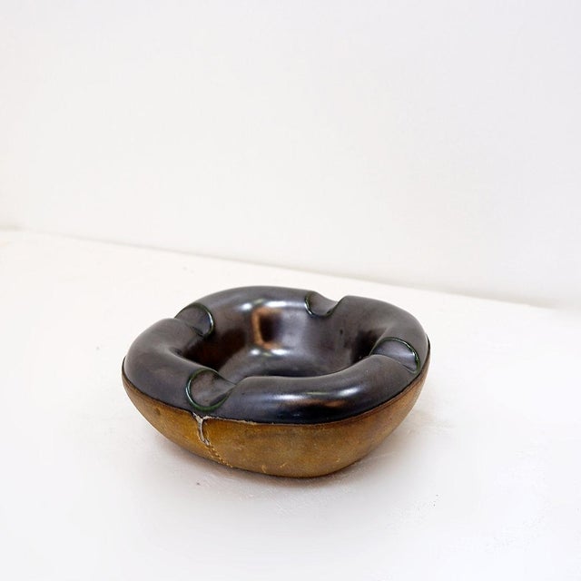 Mid-Century Modern Mid-Century Modern Ashtray in Glazed Ceramic and Leather from Longchamp, France, 1950s For Sale - Image 3 of 10
