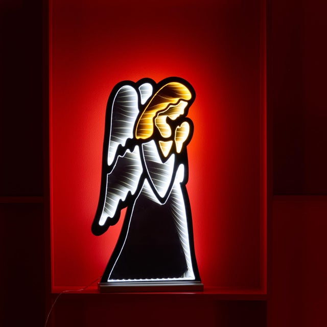 Kenneth Ludwig Chicago Holiday Angel Ekko Light Display 24.5" For Sale - Image 4 of 4