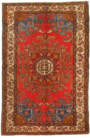 1950s Vintage Persian Tafresh Hand-Knotted Rug - 4′4″ × 6′7″