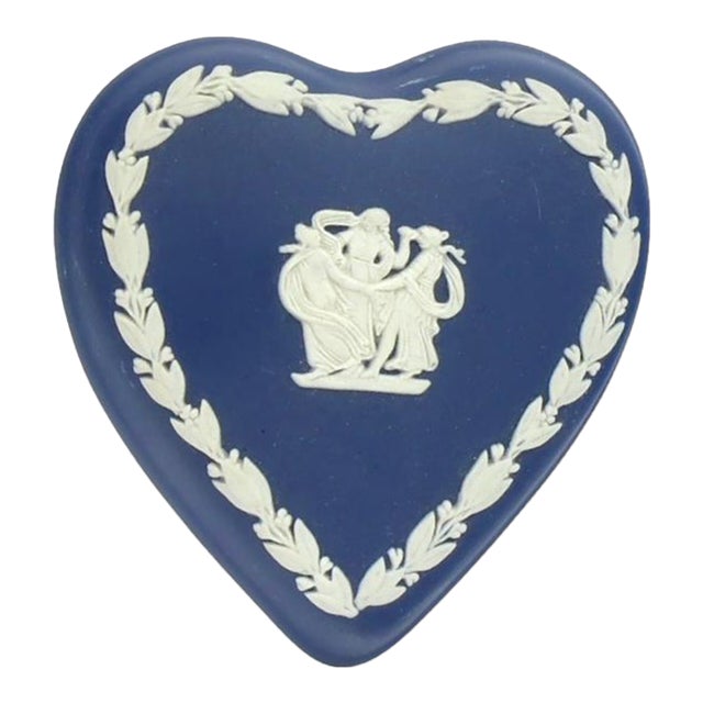 Wedgwood Jasperware Heart Trinket Box For Sale