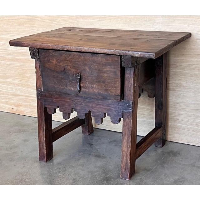 Baroque Early 19th Century Spanish Baroque Side Table with Wood Stretcher and Big Drawer For Sale - Image 3 of 18