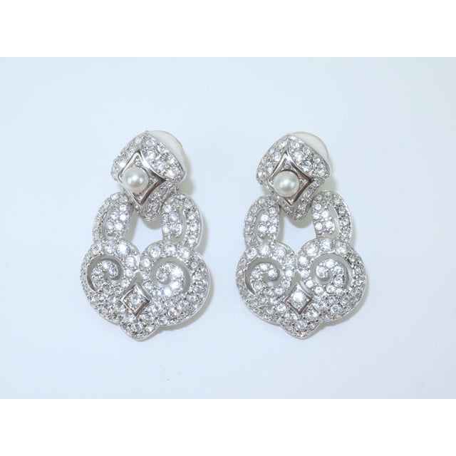 Late 20th Century Swarovski Crystal Rhinestone & Pearl Door Knocker Earrings For Sale - Image 5 of 9