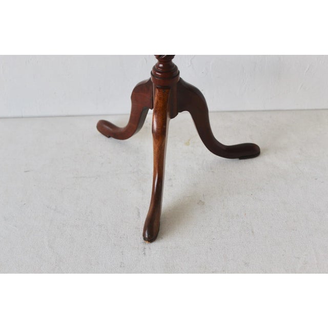 1950s Brandt Furniture Scalloped Oval Tripod Cherry Candle Stand Side Table Mid-Century For Sale In Miami - Image 6 of 11