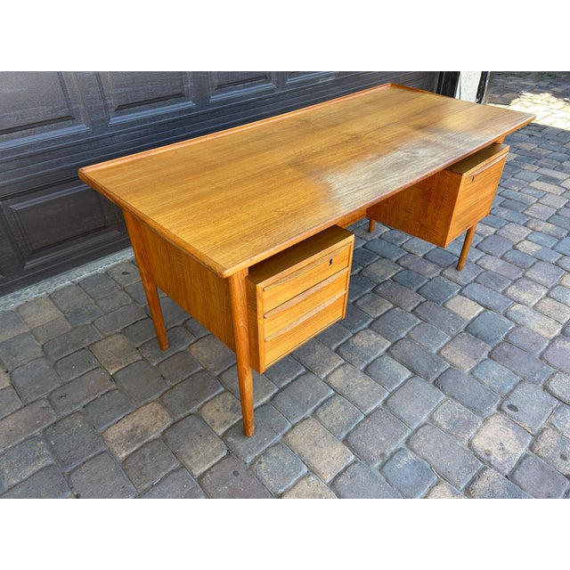 1960s Mid-Century Danish Floating Teak Desk by Peter Løvig Nielsen for Loviq For Sale - Image 14 of 14