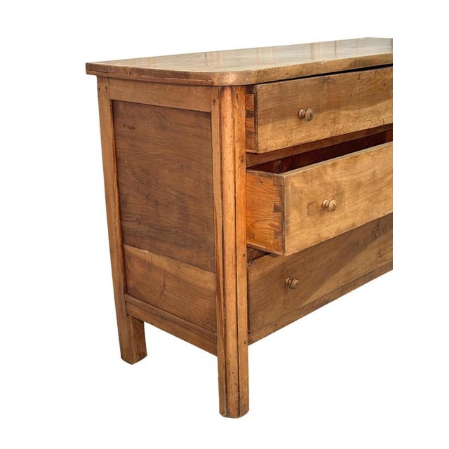 Light Walnut Chest of Drawers, 1800s For Sale - Image 4 of 5