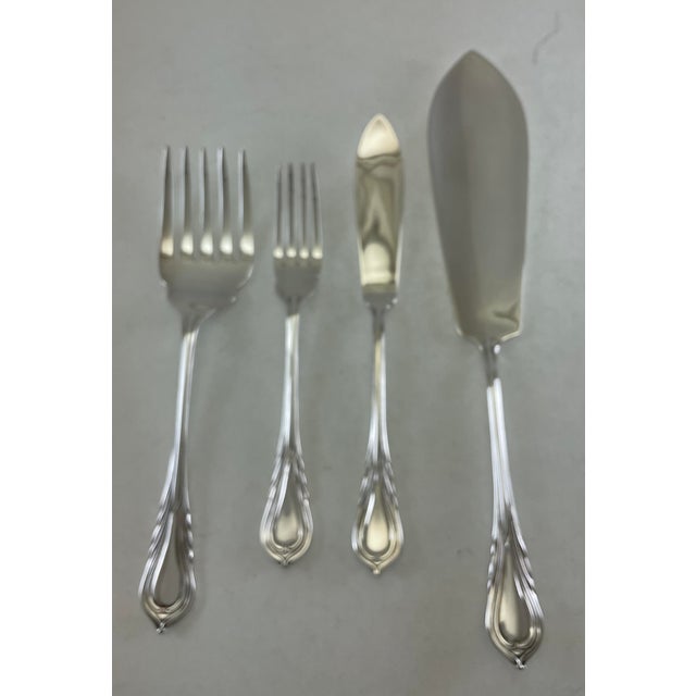 Traditional 1980s Silver Fish Set for 12 Pair Fish Eaters & Fish Servers, Lily - 26 pcs For Sale - Image 3 of 18