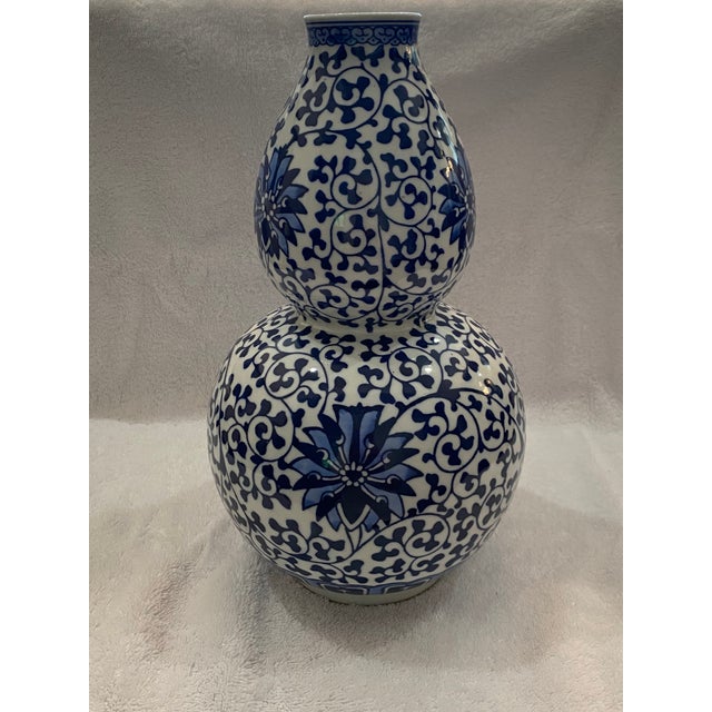 Chinese 1960s Chinese Vessel For Sale - Image 3 of 6