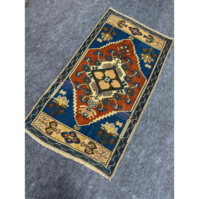 Early 21st Century Turkish Yastik Rug 1'9" x 3'4" For Sale - Image 5 of 5