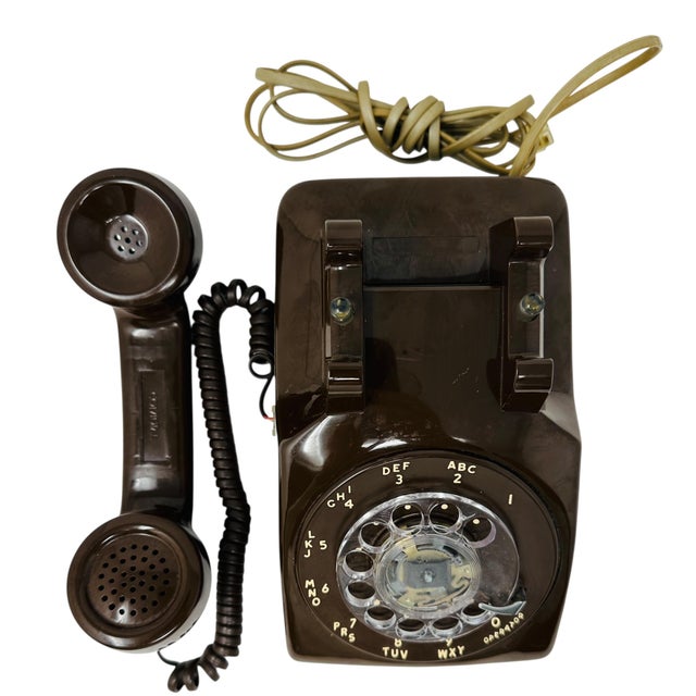 Brown Vintage Comdial Model 500d Rotary Phone (1984) | Classic Retro Brown Desk Telephone | Tested & Working Mid-Century Decor For Sale - Image 8 of 14