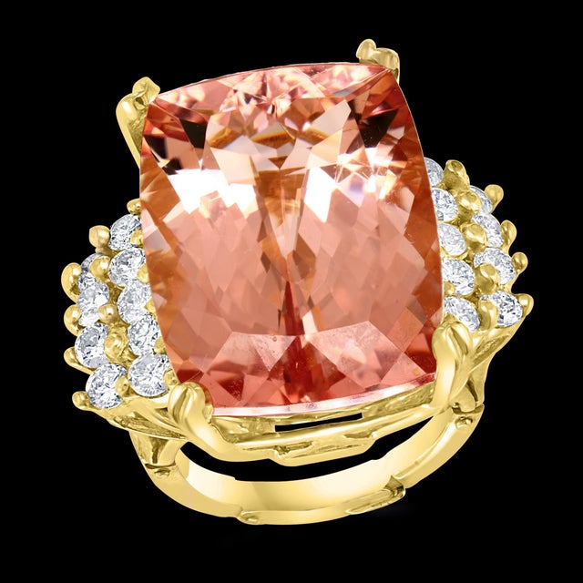 27 Carat Cushion Shape Morganite & Diamond Cocktail Ring 14 Karat Yellow Gold For Sale - Image 17 of 18
