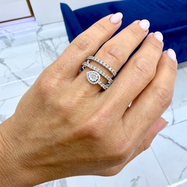 Silver 18k White Gold 1.07ct Diamond Spiral Wrap Pear Halo Flexible Band Ring, Size 7.5 For Sale - Image 8 of 8