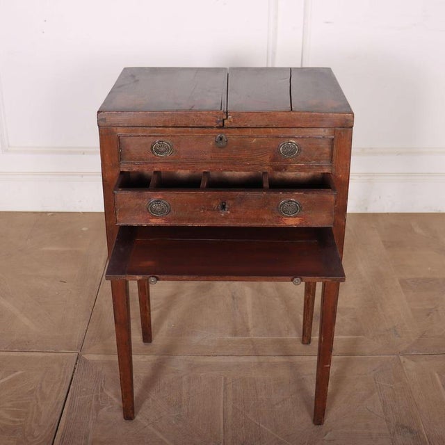 English Lamp Table, 19th Century For Sale - Image 3 of 11