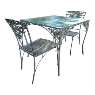 Vintage Wrought Iron Patio Set Attributed to Woodard Furniture's Orleans Collection For Sale