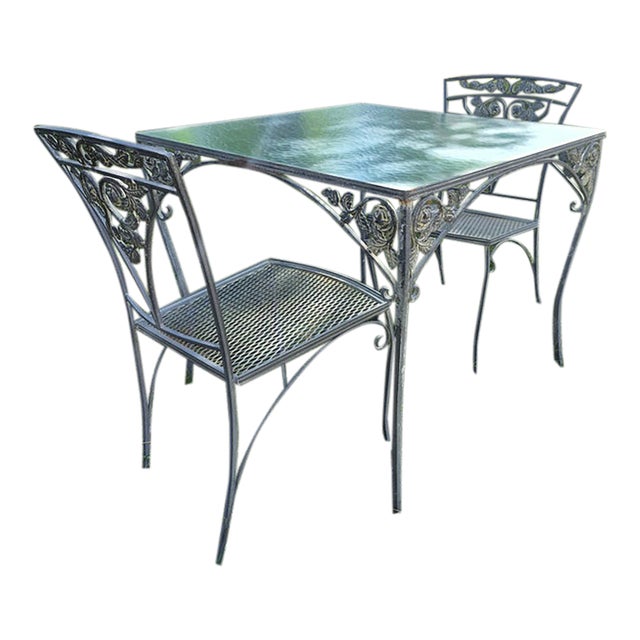 Vintage Wrought Iron Patio Set Attributed to Woodard Furniture's Orleans Collection For Sale