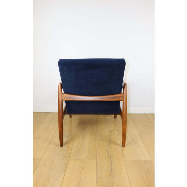 1970s Navy Blue GFM-64 Armchair in Dark Wood from Edmund Homa, 1970s For Sale - Image 5 of 13