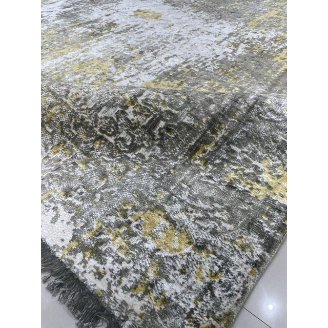7x9 Ivory Hand-Knotted Wool Distressed Texture Abstract Modern Carpet Rug For Sale In New York - Image 6 of 7