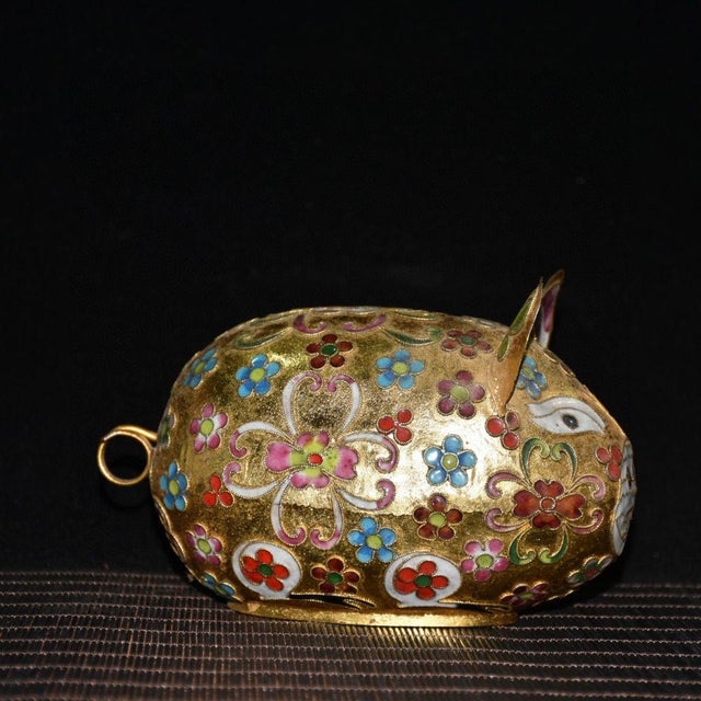 Metal Gilt Cloisonne Pig Figurine, Hand Wire Inlaid Colorful Floral Motif, Chinoiserie Table Decor For Sale - Image 7 of 9