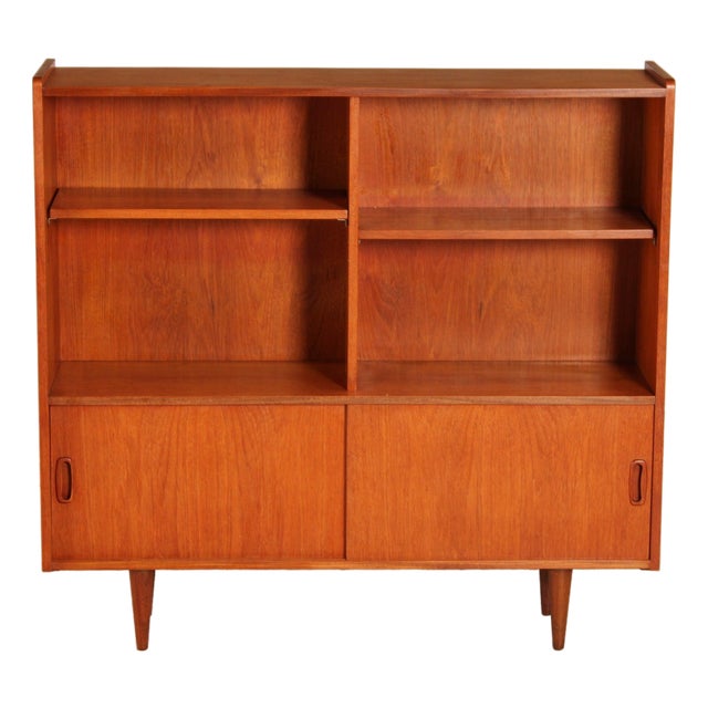 Mid-Century Modern Teak Bookcase, 1960s For Sale