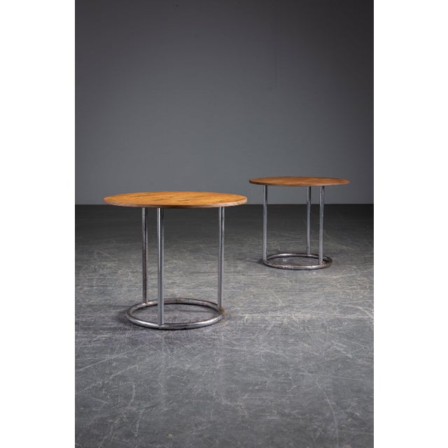 PEL period: 1940s origin: United Kingdom dimensions (cm): h46 x w53 x d53 cm dimensions (inch): h18,11 x w20,87 x d20,87...