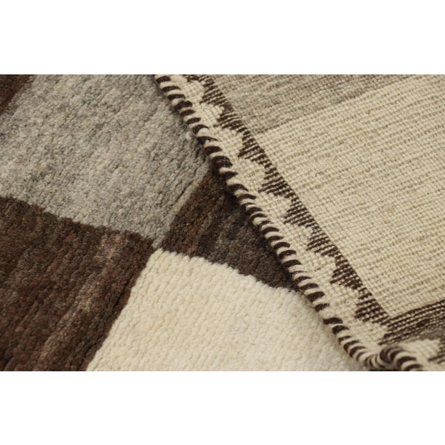 Textile Vintage Gabbeh Persian Runner Rug, Brown & Gray Geometric Pattern - Rug & Kilim For Sale - Image 7 of 7