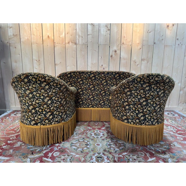 A refined trio that transcends time with elegance. this toadstool sofa set—a two-seater sofa and two matching...