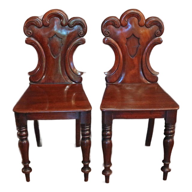 Circa 1860 English Pair of Carved Hall Chairs For Sale