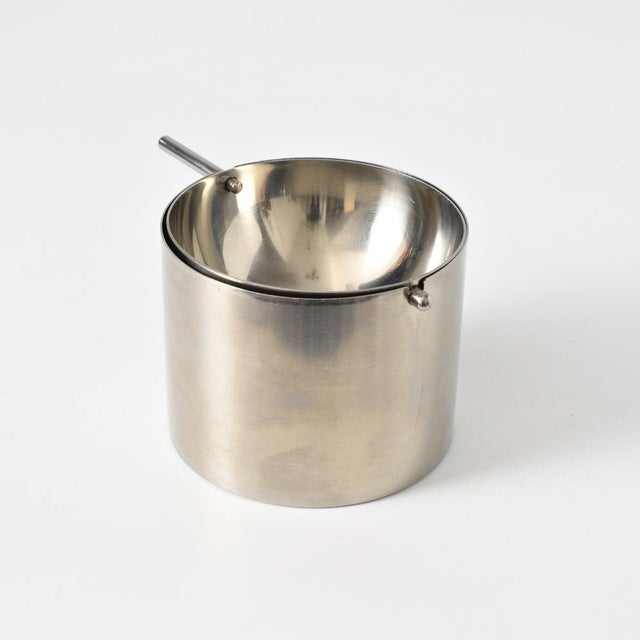 Mid-Century Modern Cylinda Line Ashtray by Arne Jacobsen for Stelton, 1980s For Sale - Image 3 of 9