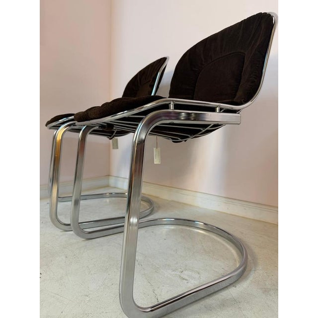 Cantilever Chair in Chrome with Brown Upholstery by Gastone Rinaldi For Sale - Image 3 of 11
