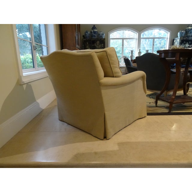 Custom Club Chair from JJ Custom Los Angeles. This was a showroom sample upholstered in a linen fabric and is in very good...