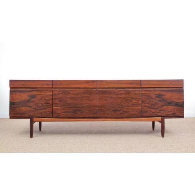 Danish Rosewood Model FA 66 Sideboard by Ib Kofod-Larsen for Faarup Mobelfabrik, 1960 For Sale - Image 9 of 9