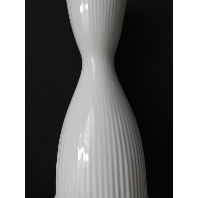 Gustavsberg Vintage White Vase by Stig Lindberg for Gustavsberg, 1960 For Sale - Image 4 of 7