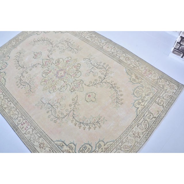 1960s 1960s Handmade Vintage Natural Pale Turkish Carpet For Sale - Image 5 of 11