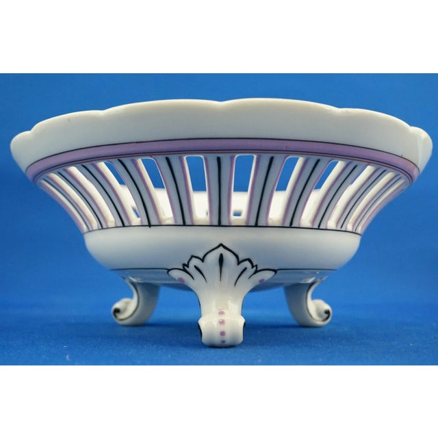 Porcelain Centerpiece Vase by Ginori Doccia of Florence, 1800 For Sale - Image 10 of 18