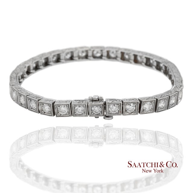 Vintage 18k 750 White Gold Natural Diamond Engraved & Milgrain Tennis Bracelet For Sale - Image 4 of 13