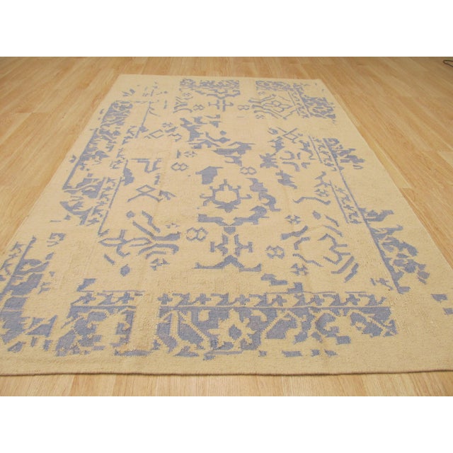 2020s 8x10 Stylish Graceful Beige Kilim Geometric Contemporary Flatweave Wool Rug For Sale - Image 5 of 6