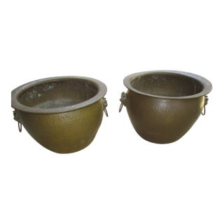 Vintage Large Hammered Brass With Foo Dog Handles Planter, A Pair For Sale