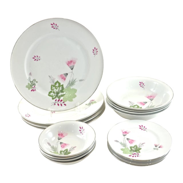 Mid 20th Century Farmhouse Pink Bavarian Dinner Service - Set of 16 For Sale