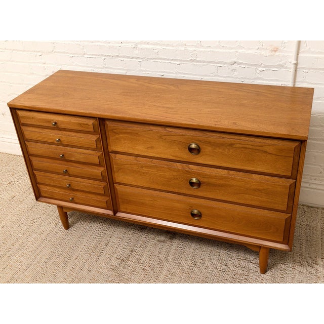 Wood Vintage Mid-Century Modern Walnut Gentleman’s Dresser For Sale - Image 7 of 12