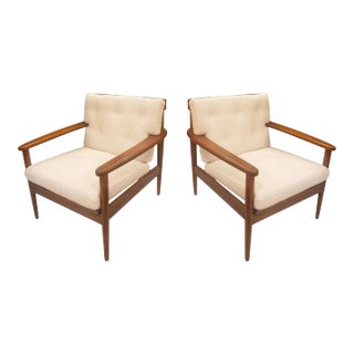 Scandinavian Mid-Century Lounge Chairs Upholstered in Boucle Fabric - a Pair For Sale