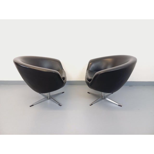 Vintage Scandinavian Swivel Chairs in Imitation Leather and Chrome, 1970s, Set of 2 For Sale - Image 14 of 18