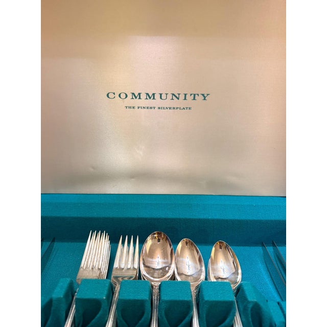 Oneida Community Affection Silverplate 59 Pc Flatware Set W/ Chest For Sale - Image 9 of 10