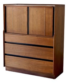 Example of Dillingham Highboys