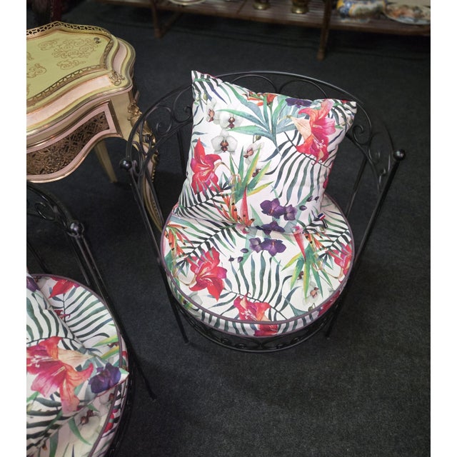1970s Vintage Wrought Iron Chairs with Tropical Pattern Cushions, 1970s, Set of 2 For Sale - Image 5 of 6
