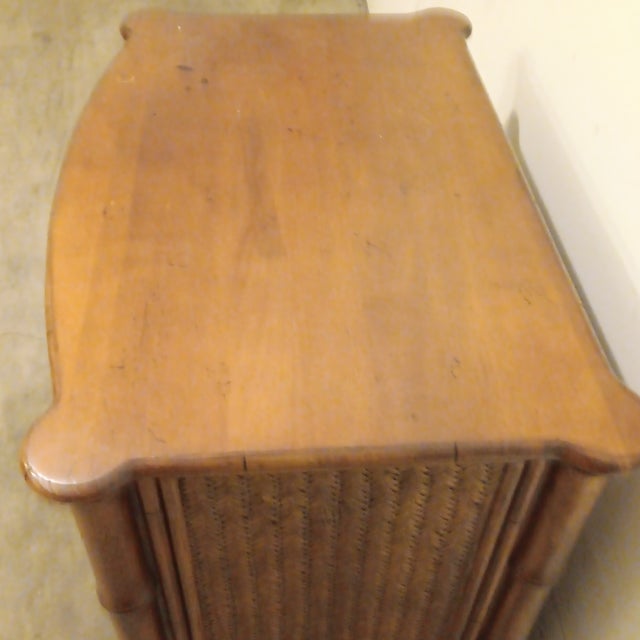 Lexington Furniture Mid 20th Century Tommy Bahama Lexington Home Bamboo and Wicker Side Table/Nightstand For Sale - Image 4 of 18