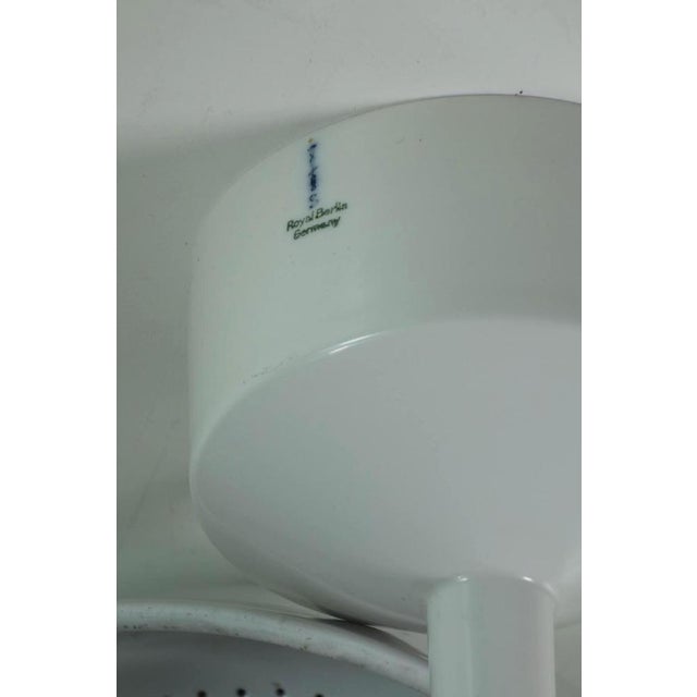 White Ceramic Laboratory Funnels, Germany, 1930s, Set of 3 For Sale - Image 10 of 11