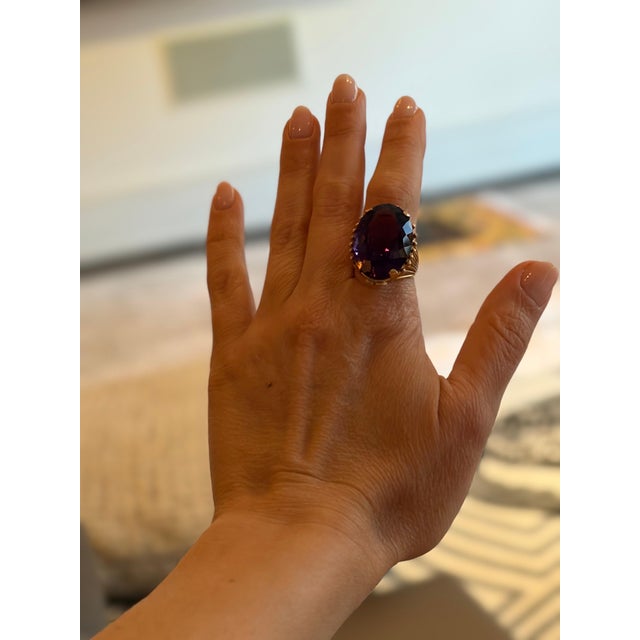 Metal 27 Carat Oval Amethyst Cocktail Ring in 14 Karat Yellow Gold, Size 5.5 For Sale - Image 7 of 8