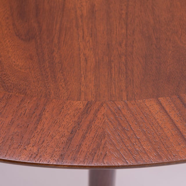 T.H. Robsjohn Gibbings Widdicomb Klismos Round Saber Leg Lamp Table 1955 For Sale - Image 11 of 16