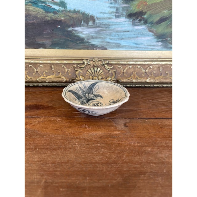 Vintage Vietnamese Ceramic Tea Bowl With Hand-Painted Dragonfly and Botanical Motif. For Sale - Image 9 of 9