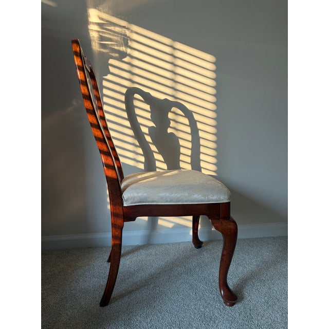 Universal Furniture 1980s Universal Furniture Queen Anne Style Dining Chair For Sale - Image 4 of 10