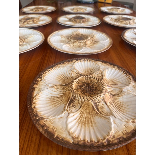 Mid 20th Century Set of 12 Vintage French Majolica Oyster Plates by Longchamp For Sale - Image 5 of 8